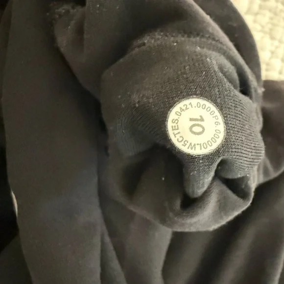 lululemon athletica Black and Red Leggings - Picture 4 of 8